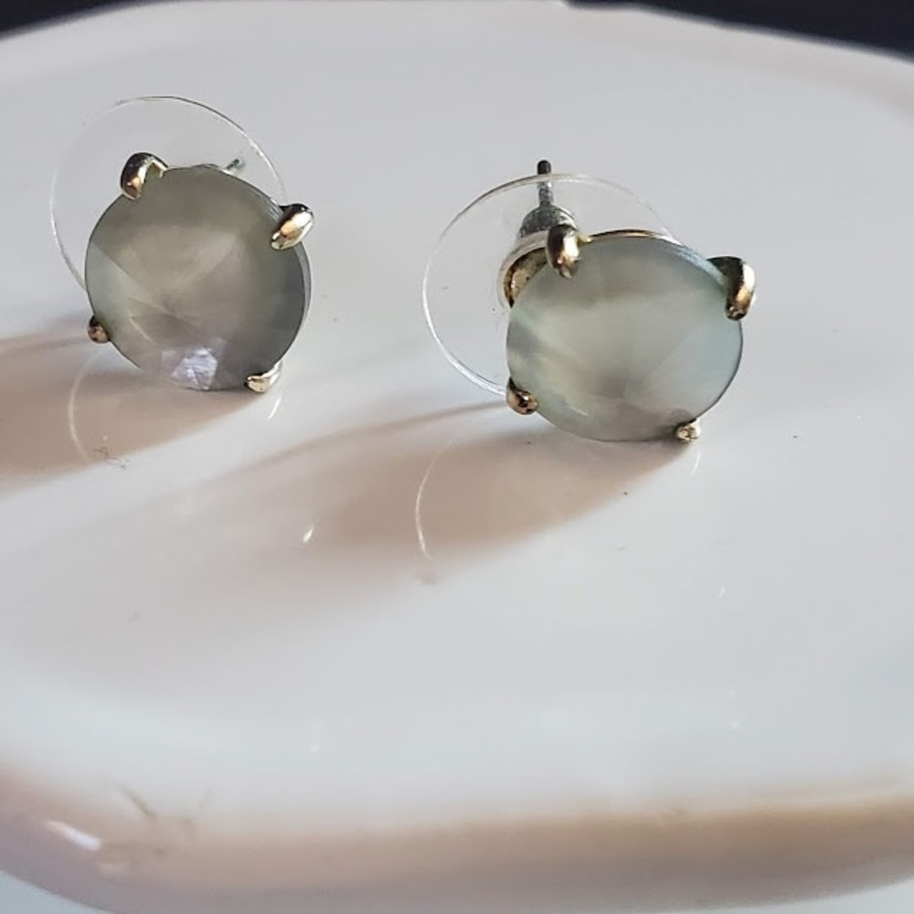 Kendra Scott Gray Iridescent Round Stud Earrings Silver Tone Versatile Chic - Picture 5 of 7